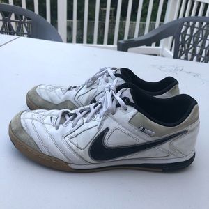 Nike indoor soccer Nike5 GATO